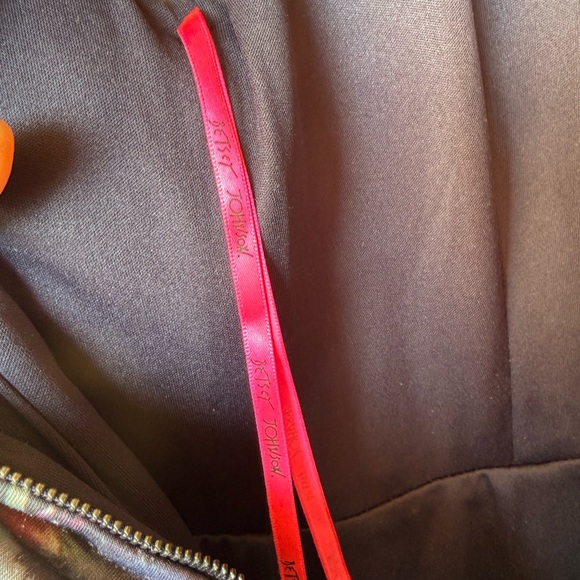 Betsey Johnson Floral Cap Sleeve Scuba Sheath Dress - Picture 6 of 10